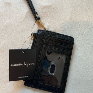 super cute wallet, vegan leather